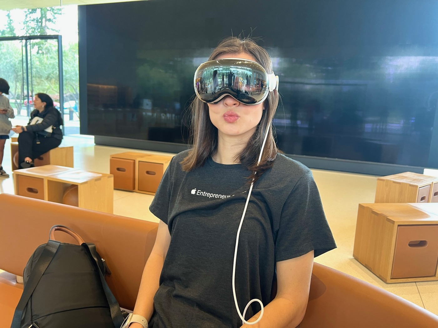 Lilly's first time using Apple Vision Pro